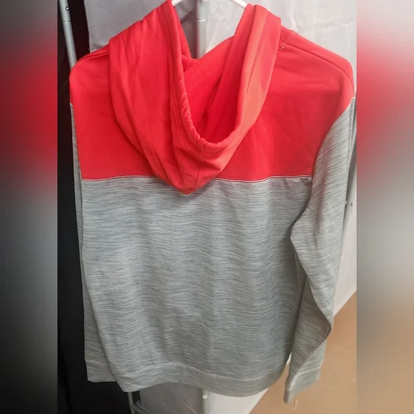 NHL Washington Capitals Mens Pullover Hoodie - Picture 2 of 2